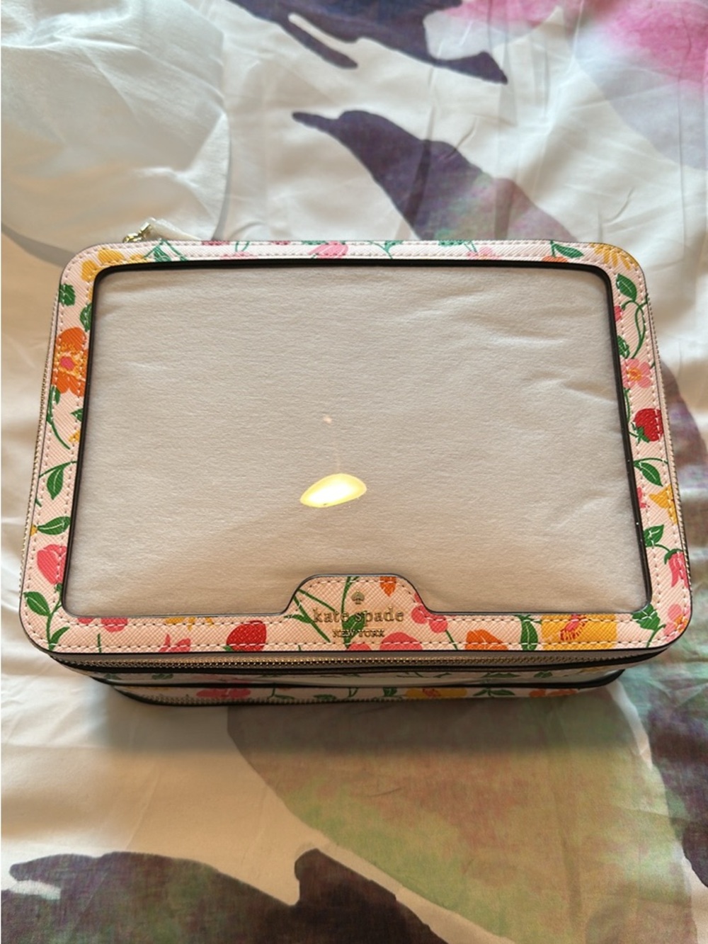 Kate Spade Madison Strawberry Garden Travel Cosmetic Set NWT